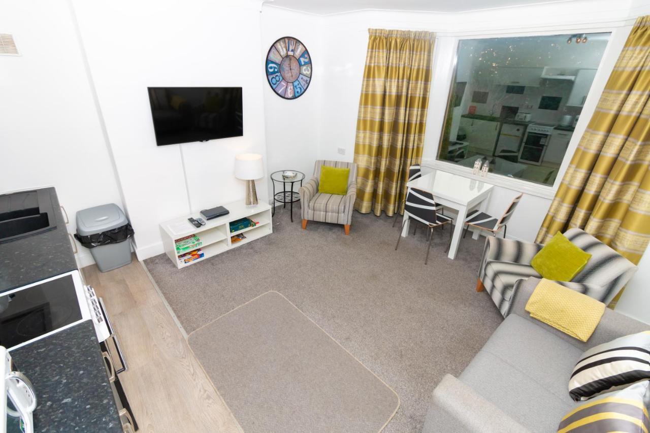 379 Dundee Apartments 외부 사진